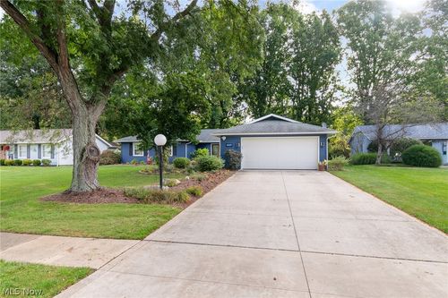 6169 Hickory Trl, North Ridgeville, OH, 44039-2656 | Card Image
