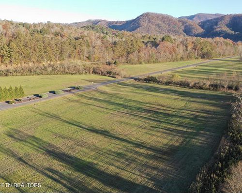 11 River Rapids Way, Del Rio, TN, 37727 | Card Image