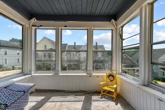 69 West St, Home with 5 bedrooms, 3 bathrooms and 2 parking in New London CT | Image 26