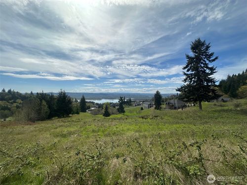 202 Windy River Rd, Kalama, WA, 98625 | Card Image