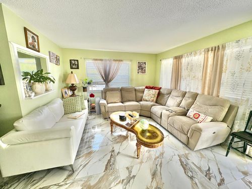 166 Sheffield G, West Palm Beach, FL, 33417-1522 | Card Image