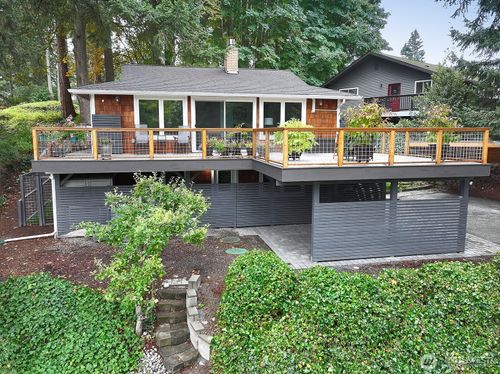 2496 Discovery Pl, Langley, WA, 98260-8324 | Card Image