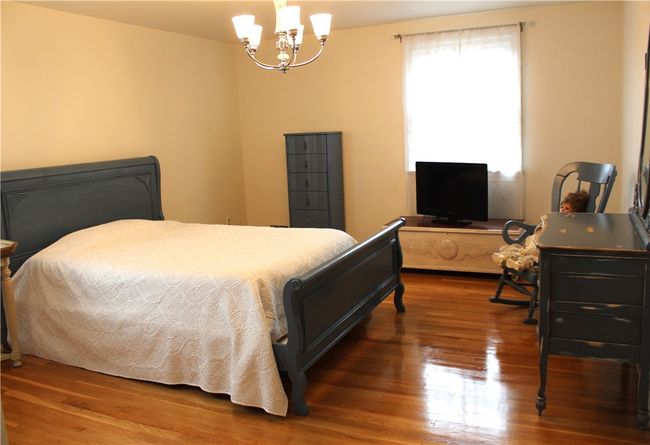 Large 2nd Bedroom w/Double Closet | Image 31