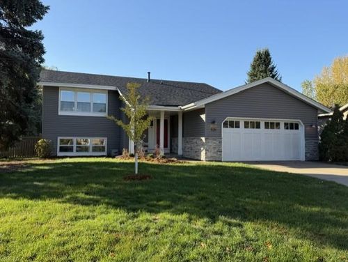 526 Elaine Ave, Shoreview, MN, 55126-4684 | Card Image
