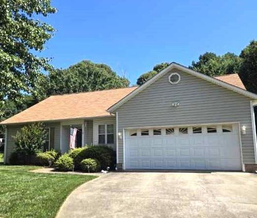 317 Robert Keever Rd, Stanley, NC, 28164-9710 | Card Image