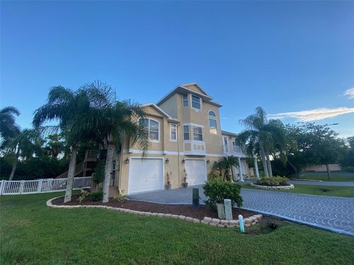 3020 Sheppards Crook Court, Holiday, FL, 34691 | Card Image