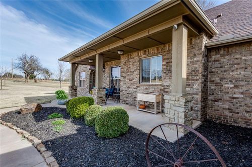 704 N Rockwell Ave, Newcastle, OK, 73065-5964 | Card Image