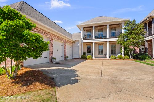 124 Lake Village Dr, Madison, MS, 39110-6520 | Card Image