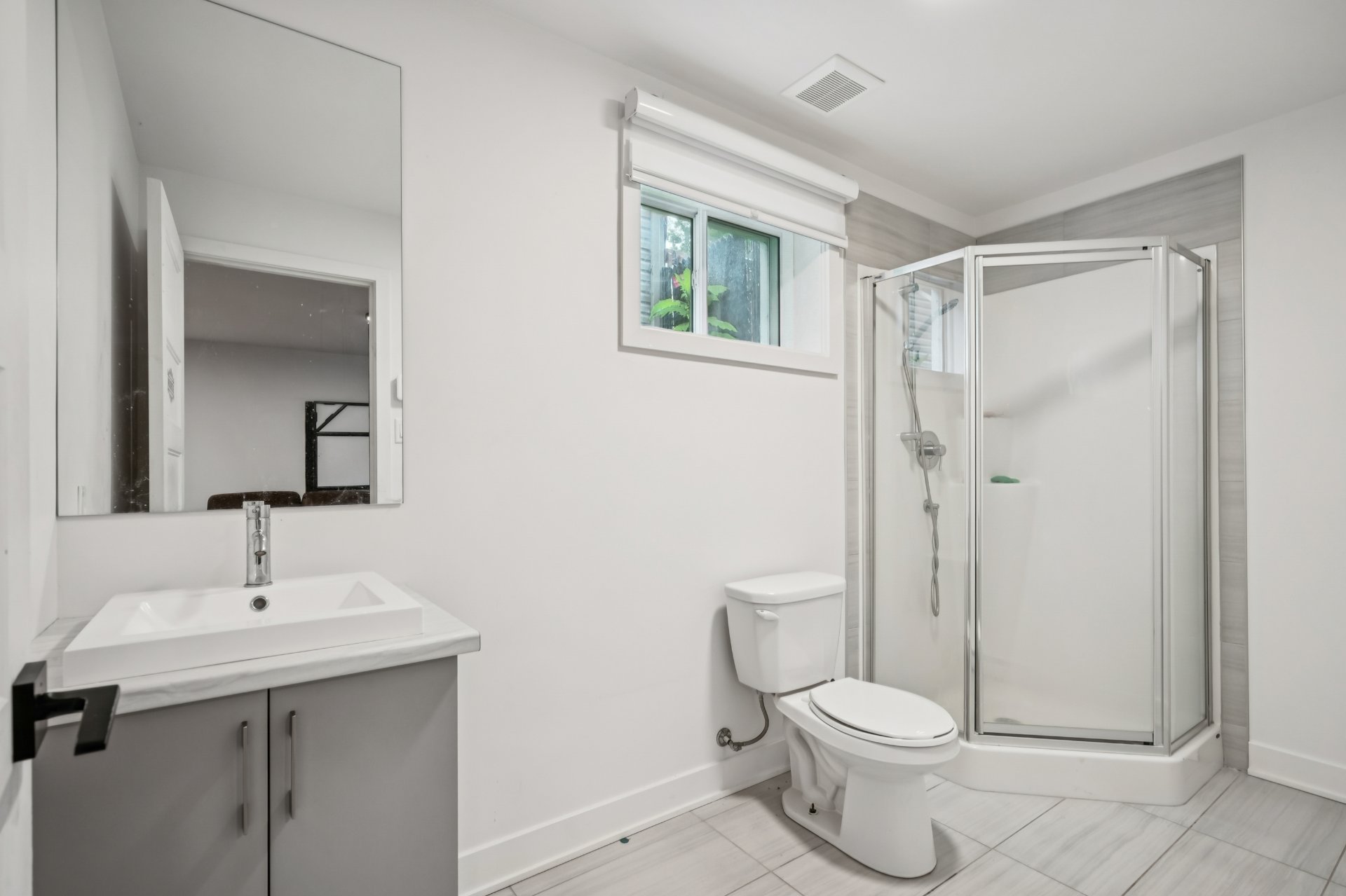 Residential in Bois-des-Filion 4