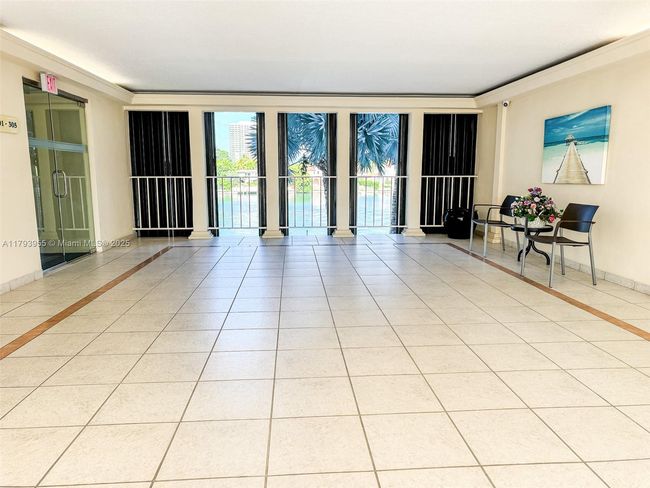 APT-404 - 10101 E Bay Harbor Dr, Condo with 2 bedrooms, 2 bathrooms and null parking in Bay Harbor Islands FL | Image 24
