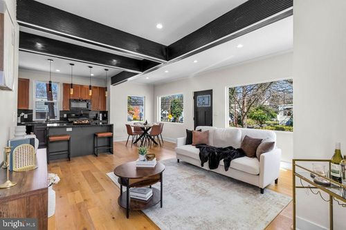 713 Croissant Pl Se, WASHINGTON, DC, 20019-2213 | Card Image