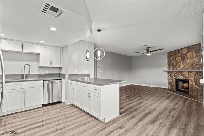 APT-201 - 1112 Observation Dr, Condo with 2 bedrooms, 2 bathrooms and null parking in Las Vegas NV | Image 6