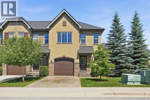 431 Quarry Villas Se, Calgary, AB, T2C5K1 | Card Image