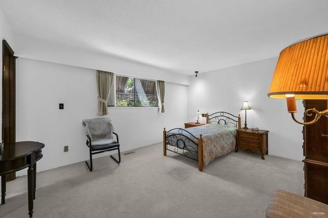 7551 Barkerville Crt, House other with 3 bedrooms, 3 bathrooms and 2 parking in Richmond BC | Image 25