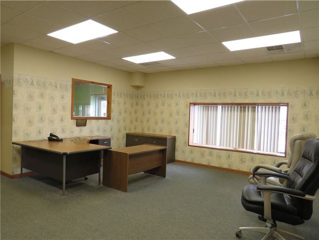 45 W Main St, Home with 0 bedrooms, 0 bathrooms and 12 parking in Sharpsville PA | Image 27