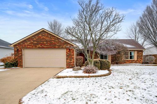 2804 W Palisades Pkwy, Muncie, IN, 47303-9007 | Card Image