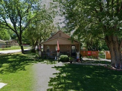 3701 Shawnee Dr, Kansas City, KS, 66106-3938 | Card Image