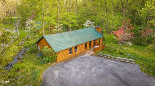 1610 Jobey Green Hollow Rd, Sevierville, TN, 37876-2654 | Card Image