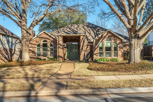 4019 Whitby Ln, Grapevine, TX, 76051-6447 | Card Image