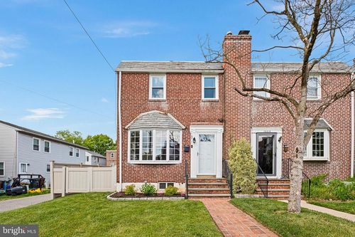 1811 Sycamore St, WILMINGTON, DE, 19805-3849 | Card Image