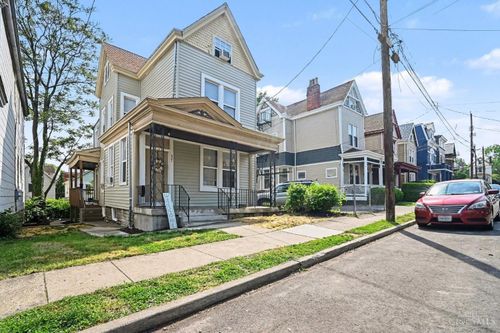 421 Southview Avenue, Cincinnati, OH, 45219 | Card Image