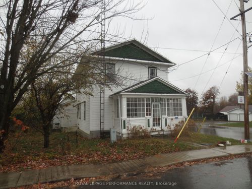 18491 Hughie Munro St, North Glengarry, ON, K0C1B0 | Card Image