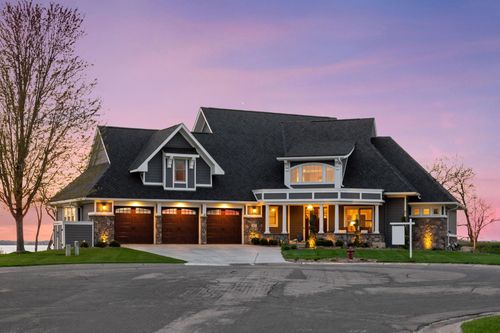 854 Beach Rd, Waconia, MN, 55387-4557 | Card Image