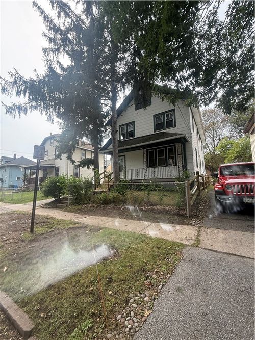 21 Crombie St, Rochester, NY, 14605-1623 | Card Image