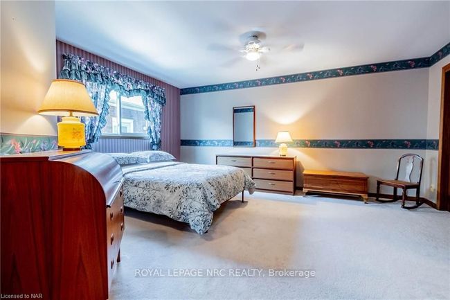 601 Bunting Rd, House other with 3 bedrooms, 2 bathrooms and 6 parking in Saint Catharines ON | Image 20