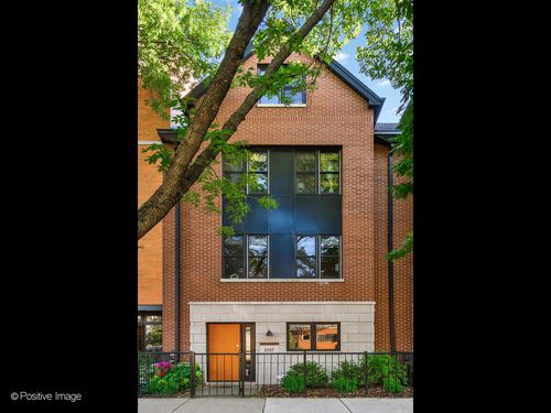 2107 W Berteau Ave, Chicago, IL, 60618-2927 | Card Image