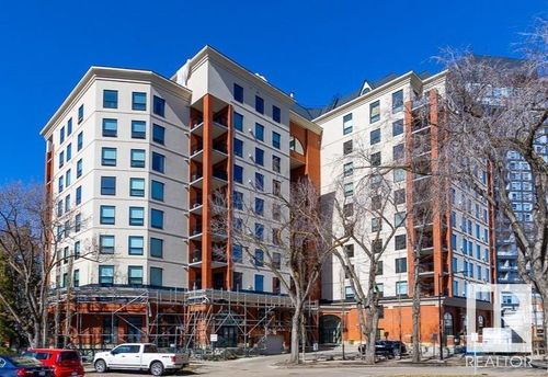 707-10108 125 St Nw, Edmonton, AB, T5N4B6 | Card Image