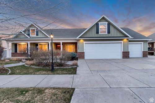 1135 Grandview Dr, Providence, UT, 84332-9316 | Card Image