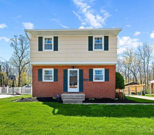 945 Homberg Ave, Essex, MD, 21221-5214 | Card Image