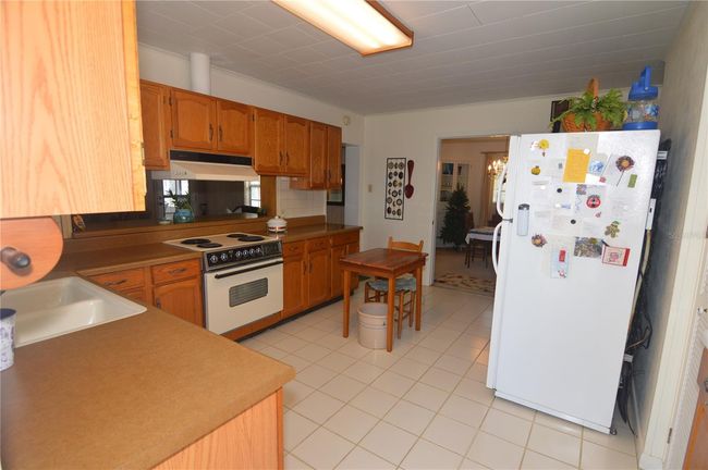 36930 Coleman Ave, House other with 3 bedrooms, 1 bathrooms and null parking in Dade City FL | Image 4