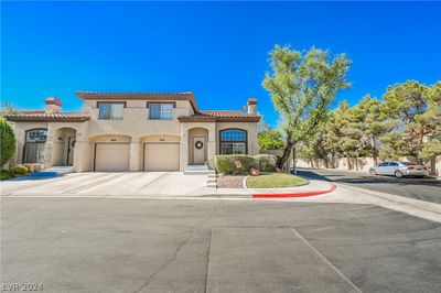 2611 Giant Redwood Avenue, Townhouse with 2 bedrooms, 1 bathrooms and null parking in Henderson NV | Image 1