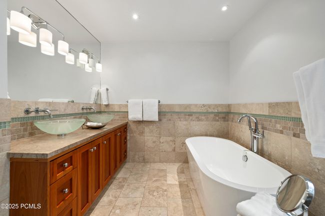1009 Norfolk Ave, House other with 3 bedrooms, 2 bathrooms and null parking in Park City UT | Image 33