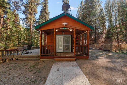 2041 N Meyers Dr, Pine, ID, 83647-5381 | Card Image