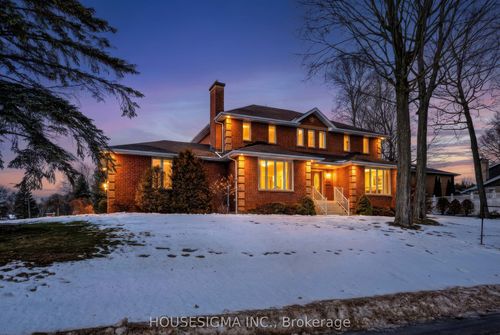 542 Rankin Cres, Kingston, ON, K7M7L4 | Card Image