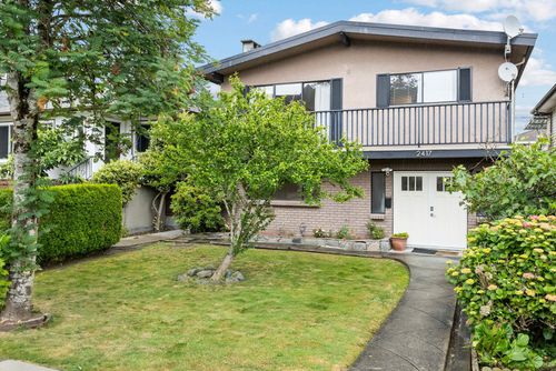 2417 Adanac St, Vancouver, BC, V5K2M3 | Card Image