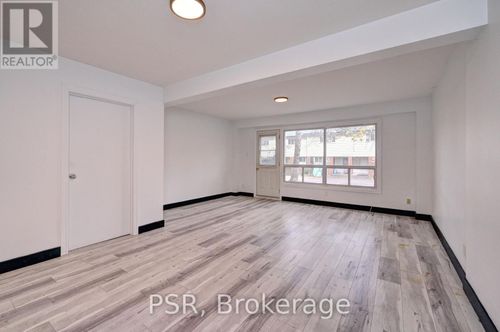 b-530 Sunnydale Place, Waterloo, ON, N2L4T1 | Card Image