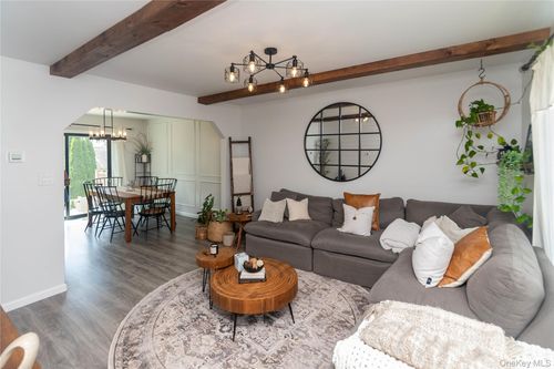 36 Marian Ct, Warwick, NY, 10990-4046 | Card Image