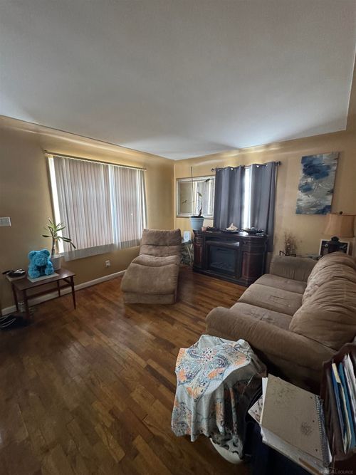 1753 Kendrick Street, Saginaw, MI, 48602 | Card Image