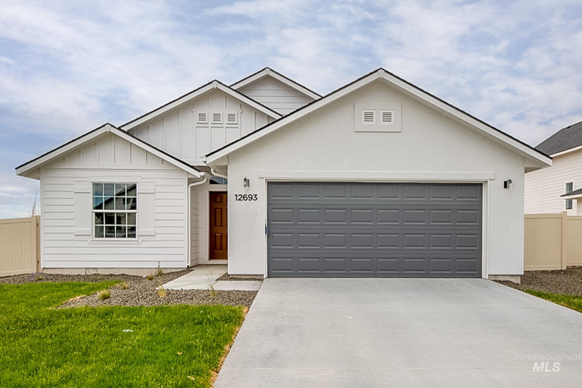 Dovekie St, Nampa, ID 83651