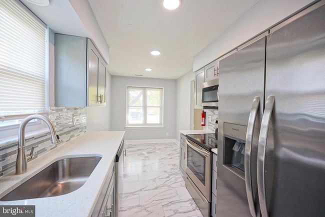 16 Franklin Dr, Townhouse with 4 bedrooms, 2 bathrooms and null parking in VOORHEES NJ | Image 14