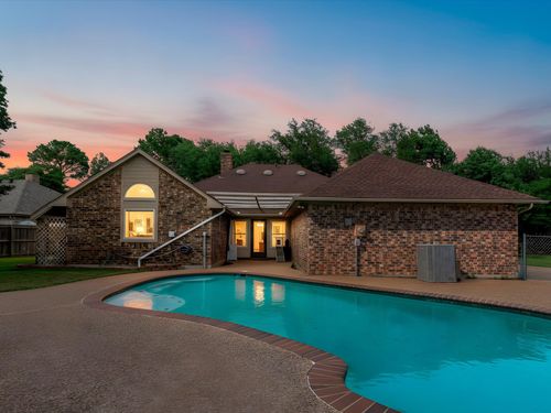 102 Kings Pl, Joshua, TX, 76058-6182 | Card Image
