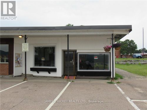 16 Ridge Rd, Deep River, ON, K0J1P0 | Card Image