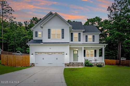 216 Vanderbuilt Ct, Aberdeen, NC, 28315-8800 | Card Image