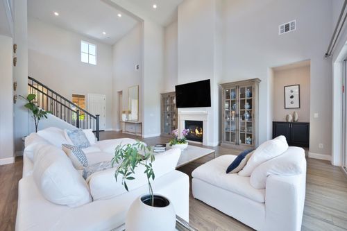 1014 Hogarth Way, El Dorado Hills, CA, 95762-5288 | Card Image