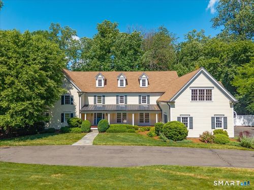 27 Woody Ln, Westport, CT, 06880-2260 | Card Image