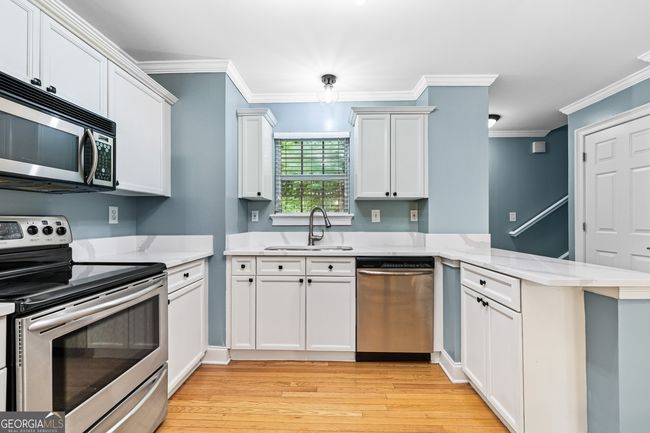 902 Masons Creek Cir, Townhouse with 3 bedrooms, 3 bathrooms and null parking in Atlanta GA | Image 5